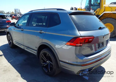 2023 Volkswagen Tiguan 2.0T Se R-Line Black z USA, uszkodzony, nr VIN 3VVCB7AX6PM025036